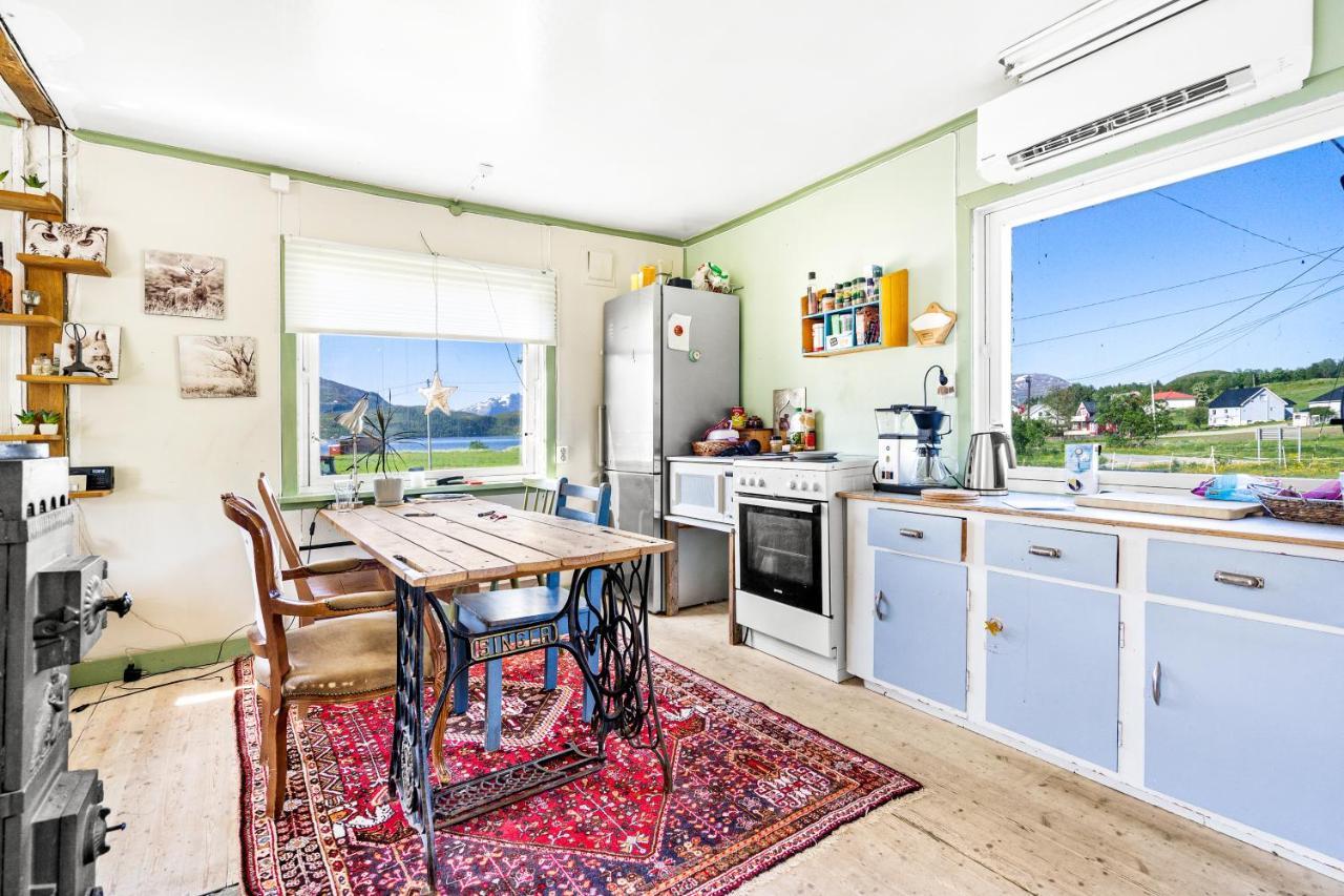 Storjord Farmstay Ranchhouse Kvaloya Bagian luar foto